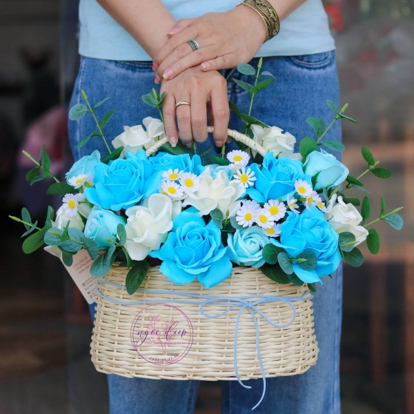 Hoa Sáp Ngọc Diệp - Giỏ Hoa Sáp